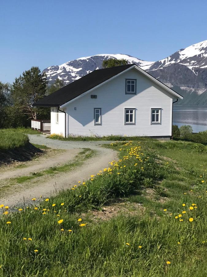 Svensby Heggelundヴィラ エクステリア 写真